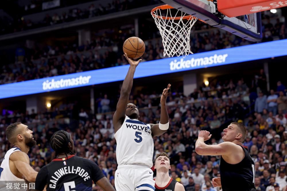 来自不同国 来自不同国